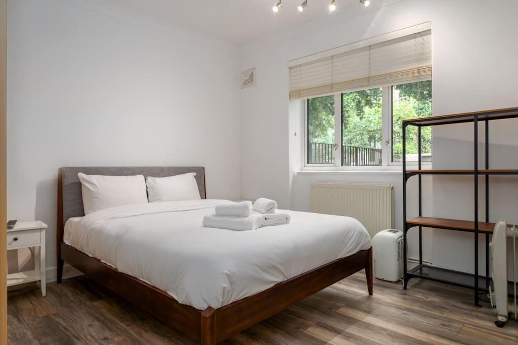 Stylish And Well Equipped Flat In Stockwell Apartment London Exterior photo