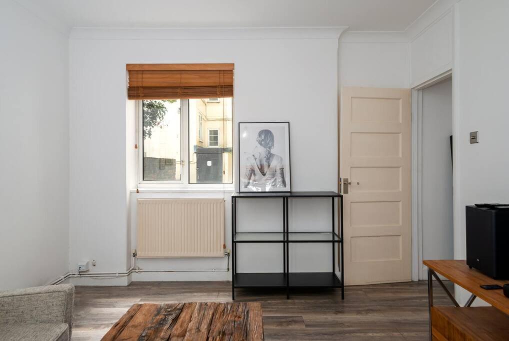 Stylish And Well Equipped Flat In Stockwell Apartment London Exterior photo