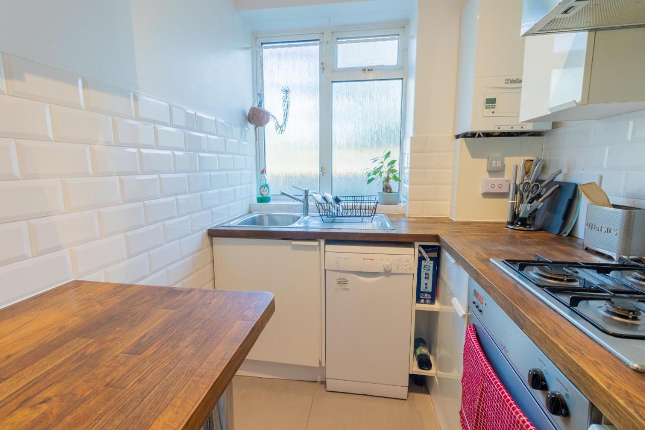 Stylish And Well Equipped Flat In Stockwell Apartment London Exterior photo