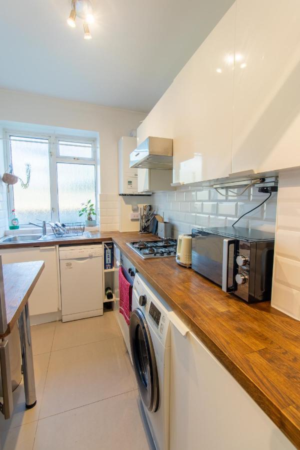 Stylish And Well Equipped Flat In Stockwell Apartment London Exterior photo